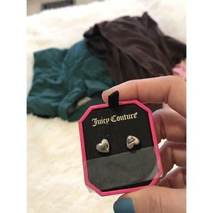 juicy couture heart earrings 🔥🔥🔥 END SOON